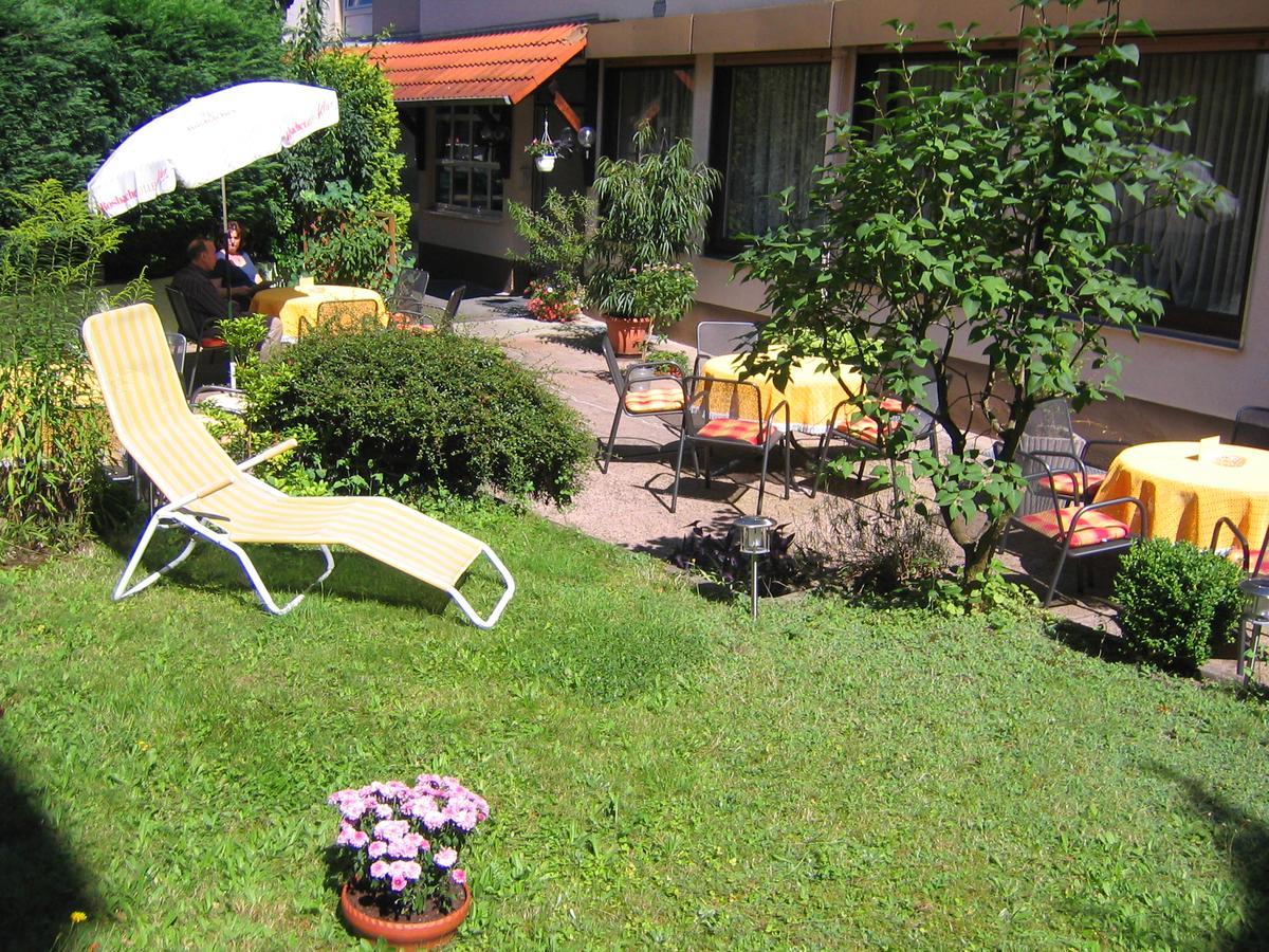 Hotel Stadtschaenke Bad König Екстериор снимка