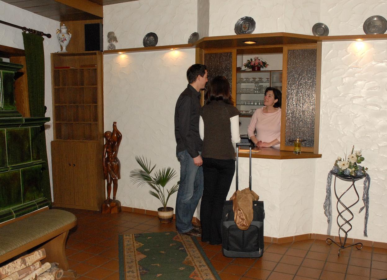 Hotel Stadtschaenke Bad König Екстериор снимка